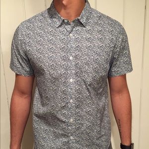 Men’s Casual Floral Button Down